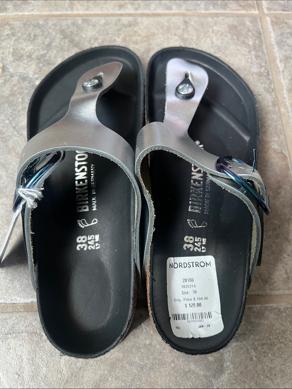Birkenstock Silver Metallic Gizeh Thong Sandals - Picture 2 of 4